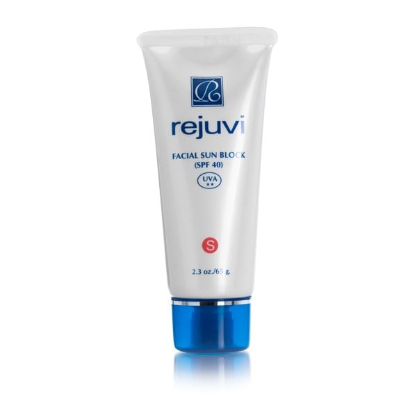 Rejuvi facial sun block spf 40/ non tinted/واقي شمس ريجوفي بدون لون